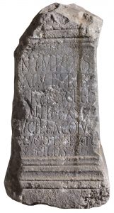 Жртвеник посвећен нимфама, Буњаци код Куршумлијске Бање (Aquae Bas.), почетак III века